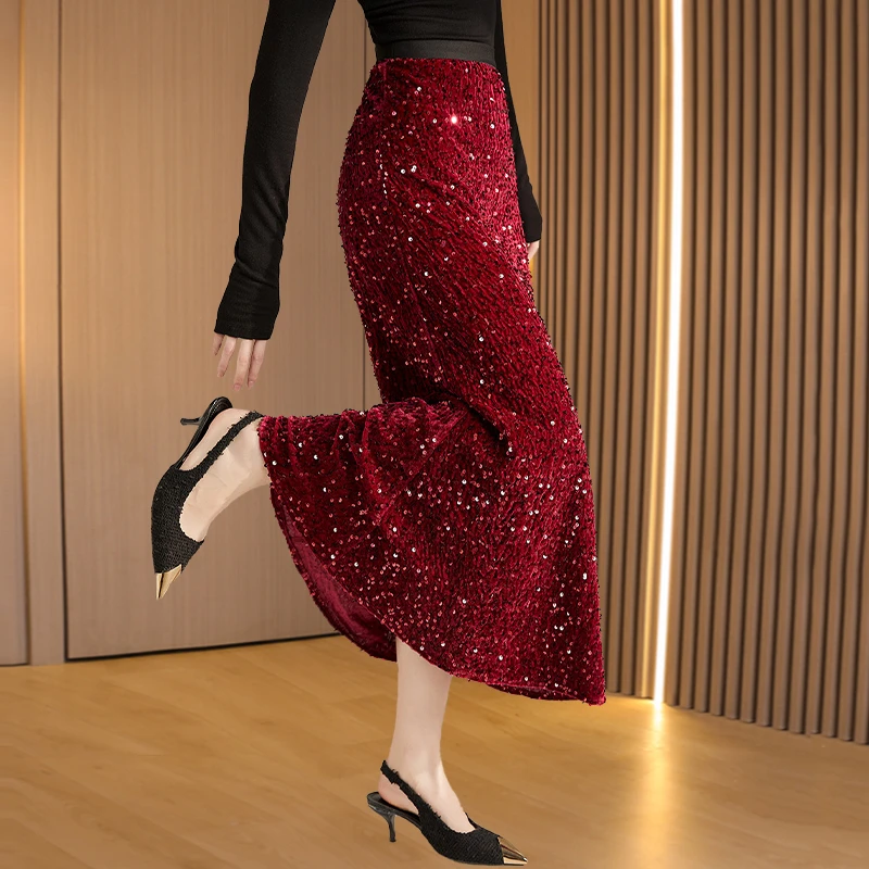 【可蓓儿】红色亮片金丝绒鱼尾裙半身裙女2025新款春款开叉包妈妈装