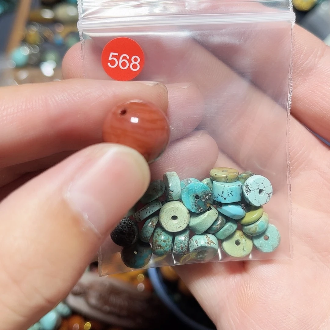 杉***湖玛瑙/玉髓未镶嵌圆珠桶珠老型手串！！