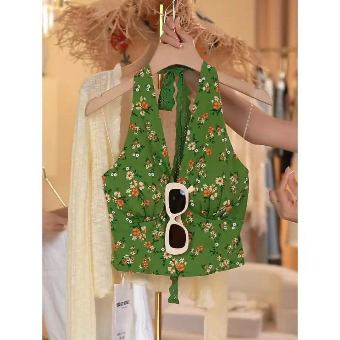 【度假风】2025夏季新款时尚气质小众设计感高级绿色碎花挂脖吊带