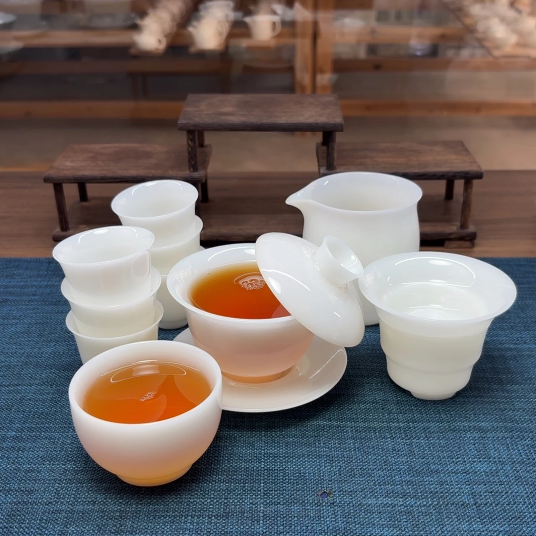 璞玉冰种玉瓷茶具