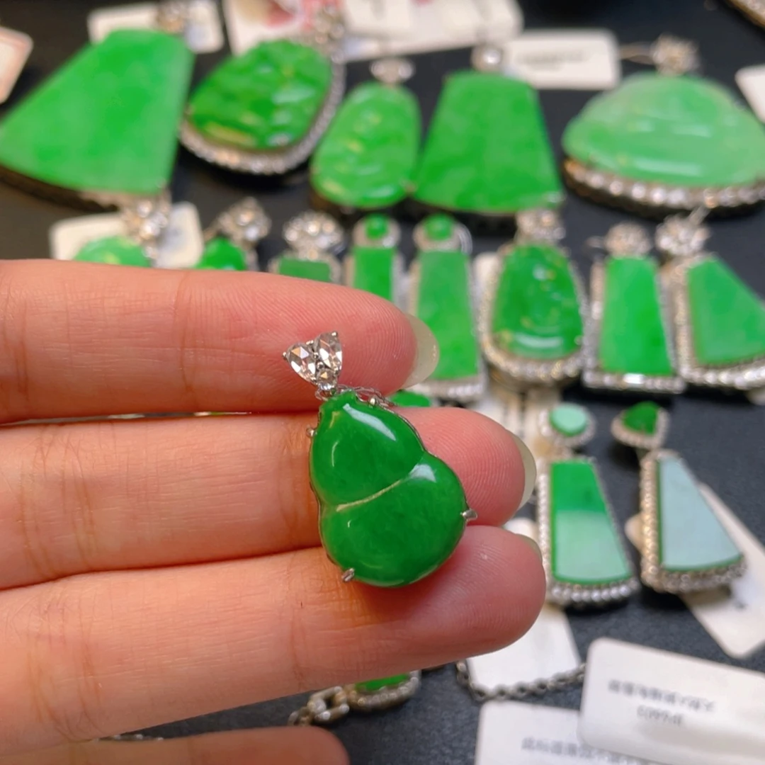 翡翠银S925镶嵌颈饰