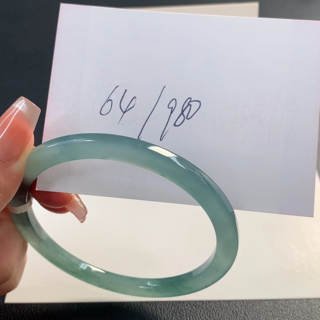 翡翠未镶嵌手镯手镯