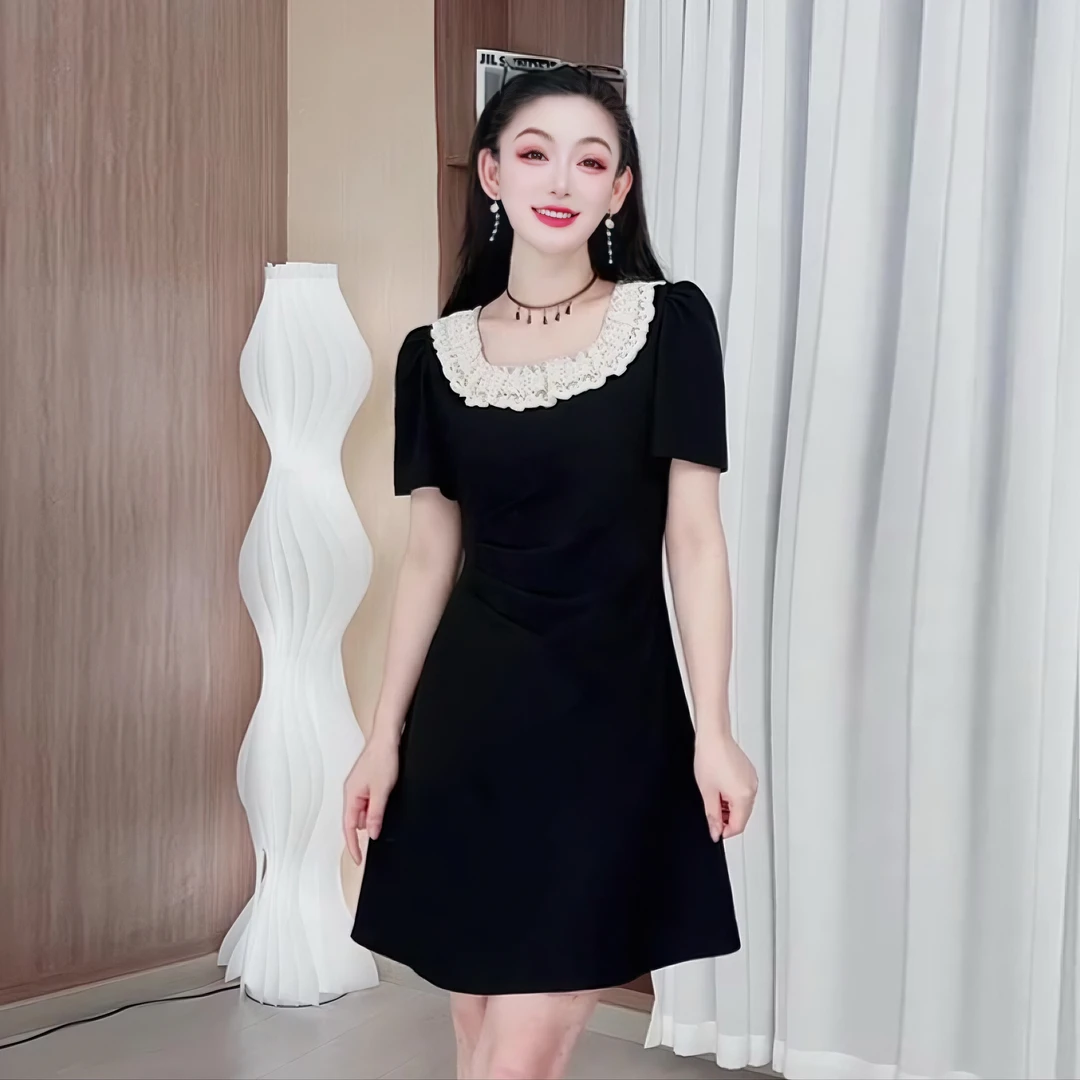 3611法式连衣裙女款爆款夏季裙子新款显瘦高级感赫本黑色连衣裙