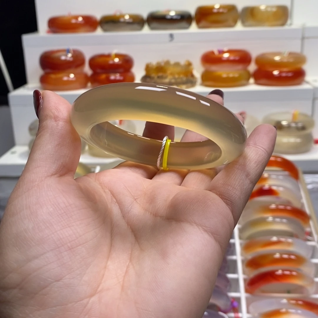 玛瑙/玉髓未镶嵌手镯