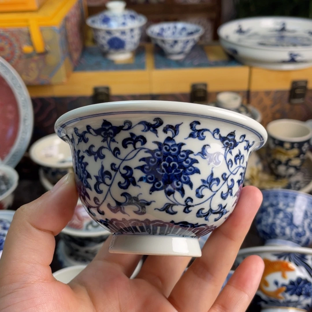 11景德镇青花缠枝莲