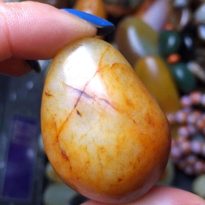 和田玉未镶嵌珠宝奇石