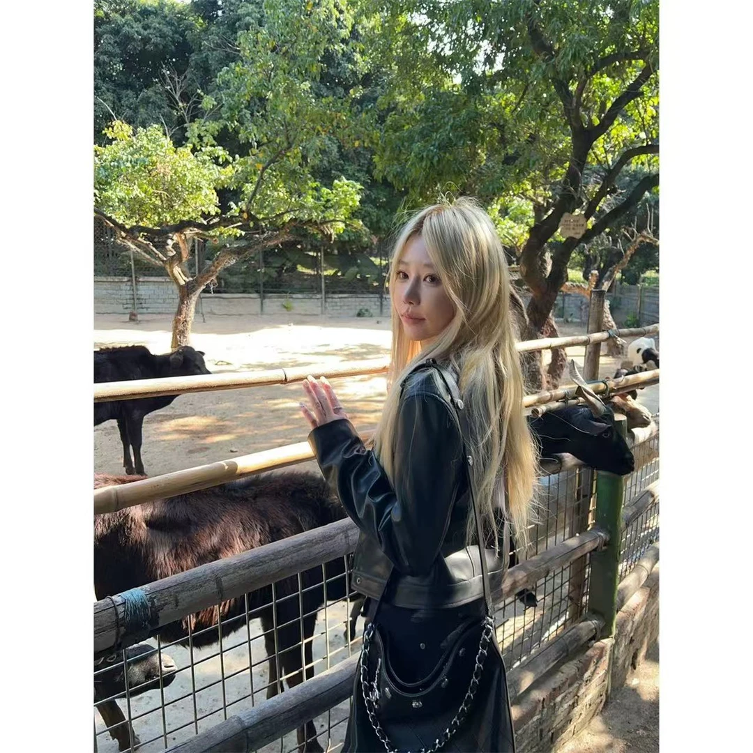 徐秋阳  酷女孩皮衣  百搭时尚春季新款显瘦显白皮衣12127