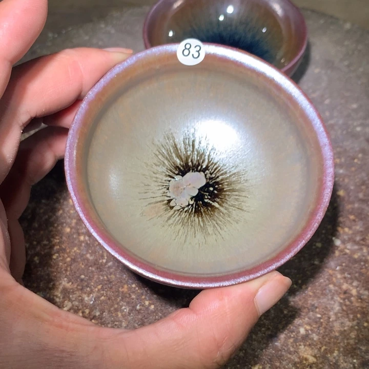 茶盏细看这支公屏上说83
