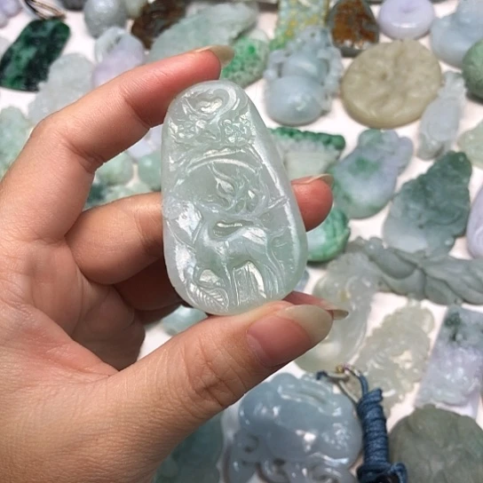 定制翡翠未镶嵌翡翠