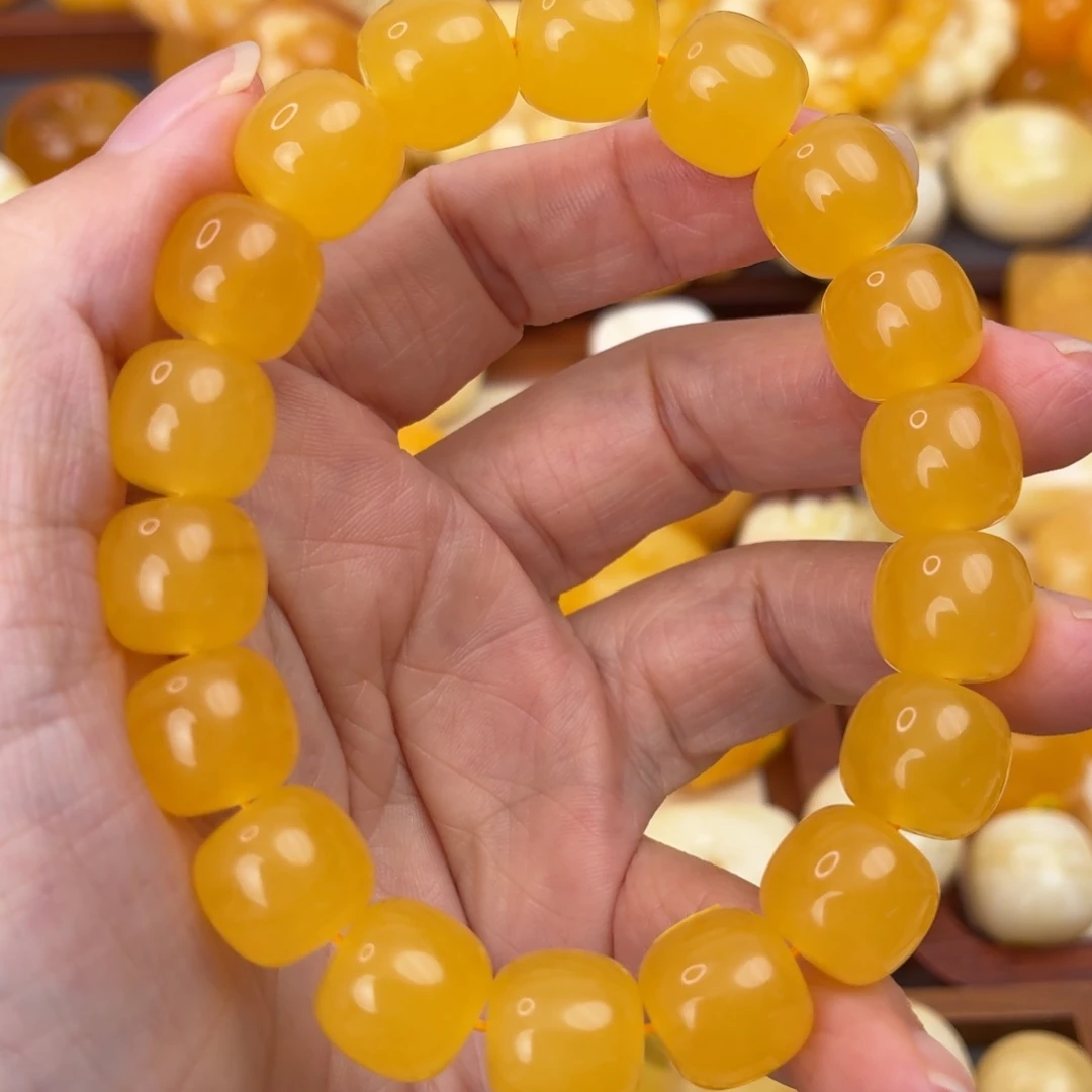 @***新蜜蜡未镶嵌吊坠(不含链)同料手串