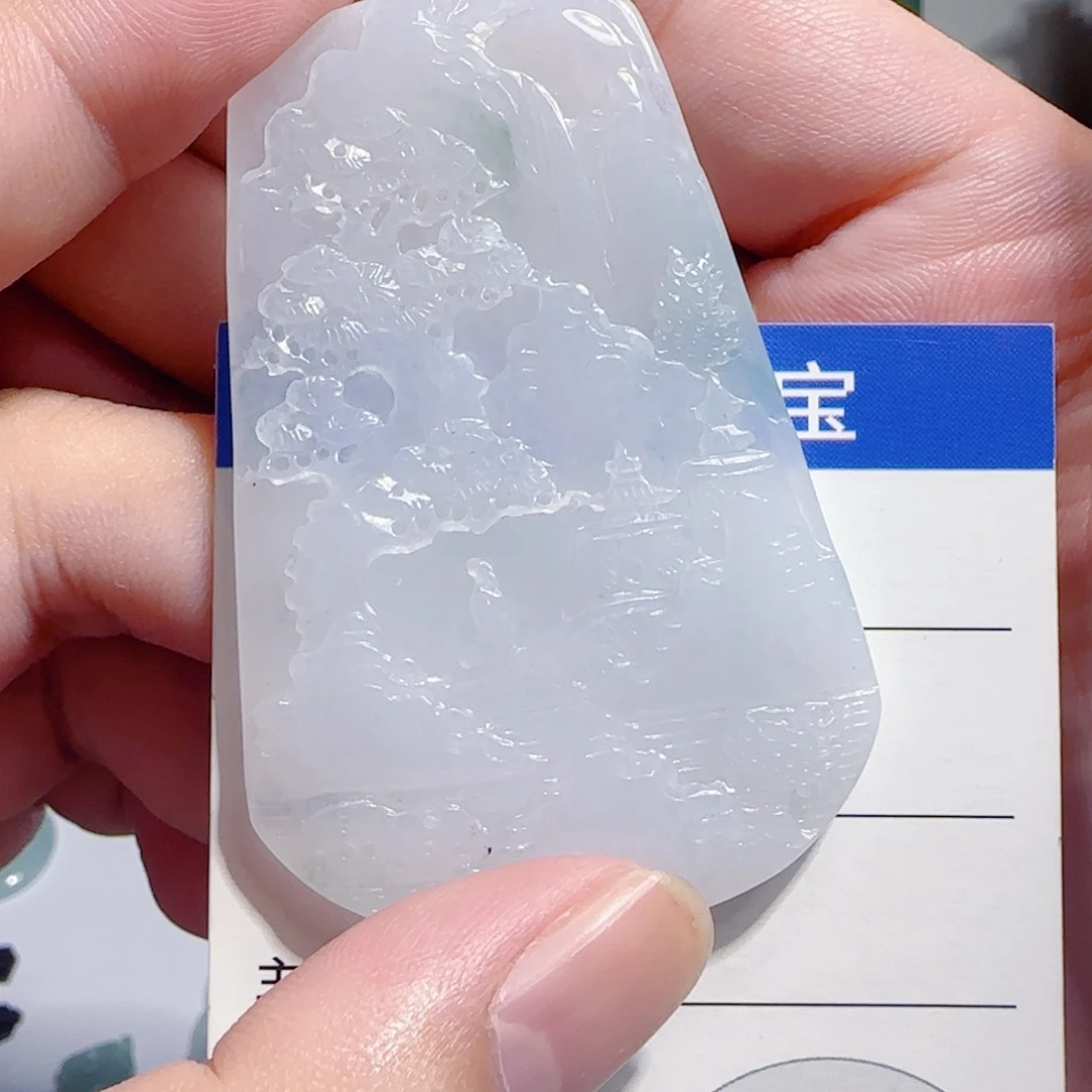 翡翠未镶嵌颈饰山水牌
