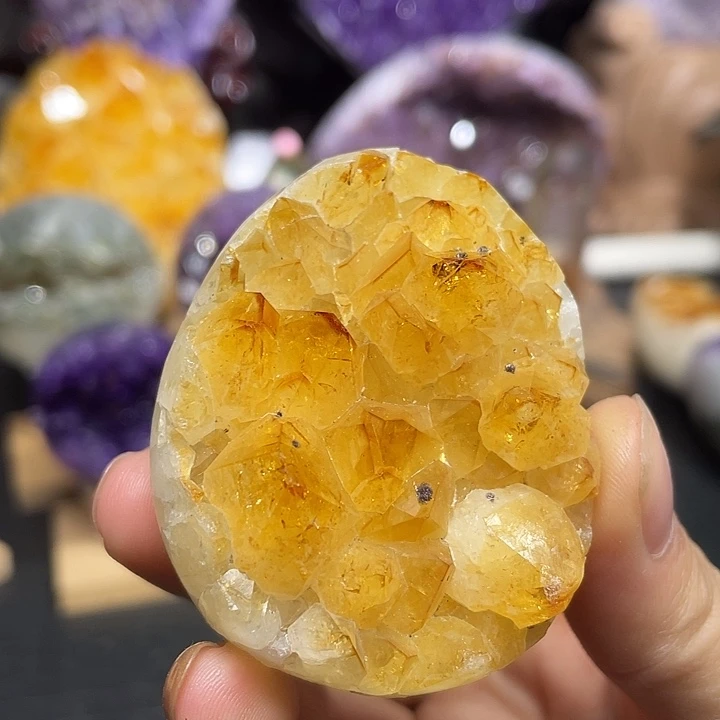 未镶嵌水晶珠宝半成品