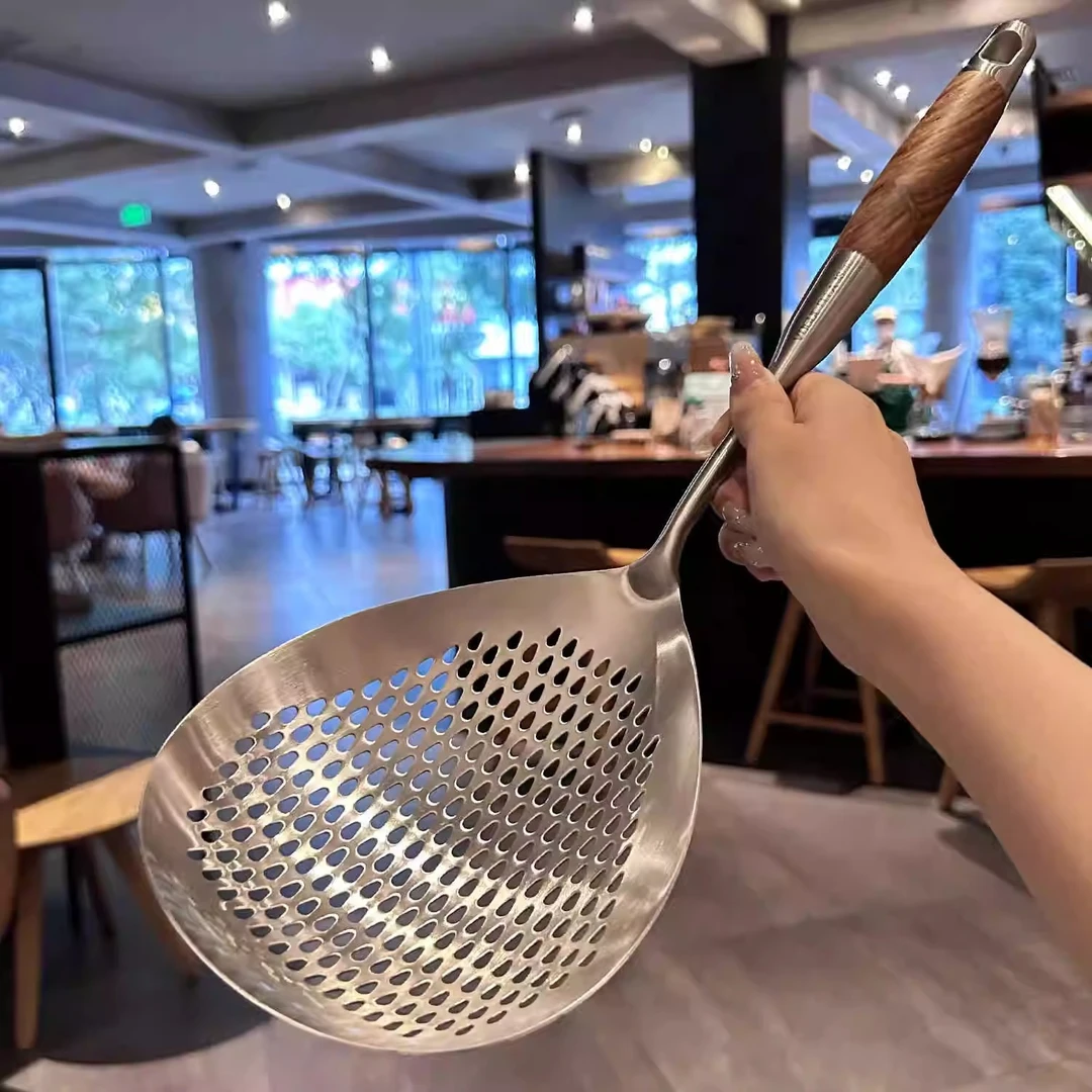 食品级不锈钢长柄大漏勺厨房家用漏网勺饺子捞勺一体成型大号笊篱