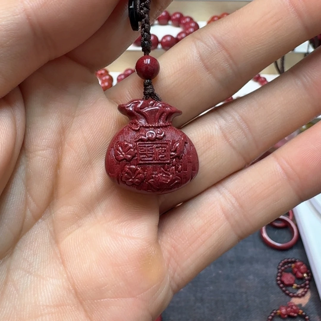 天然辰砂福袋钥匙扣