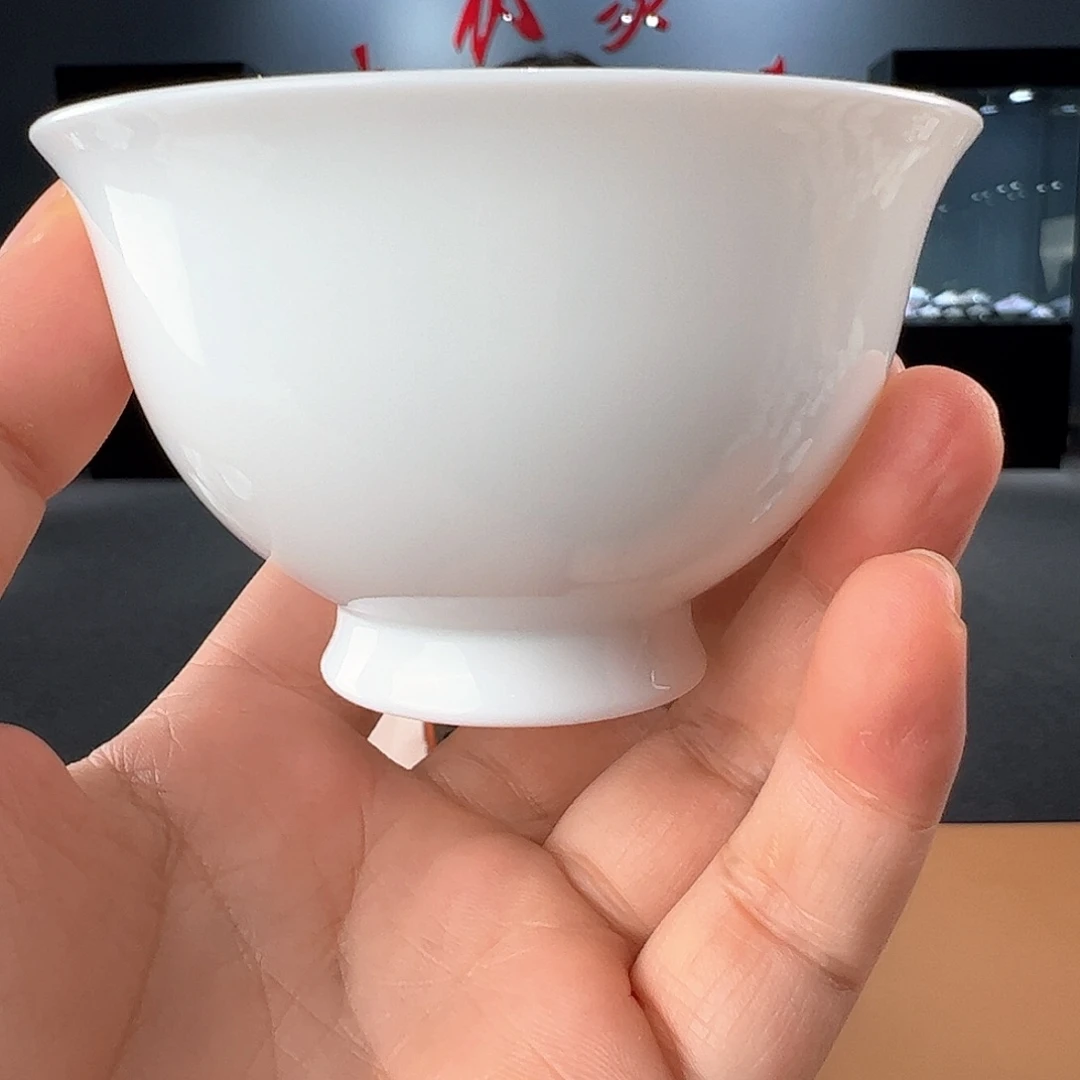 瓷柴窑素胎高足杯