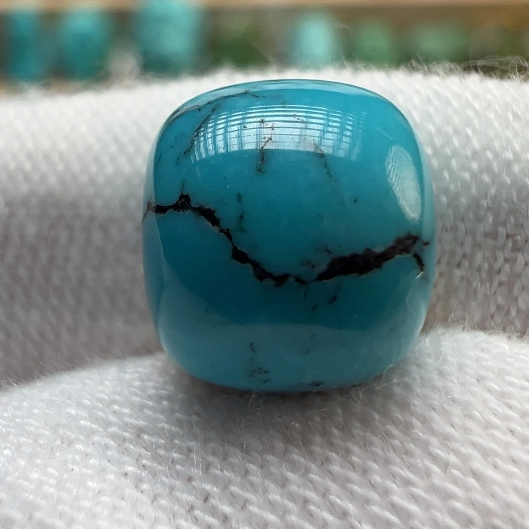 绿松石未镶嵌配饰8.2×7.3