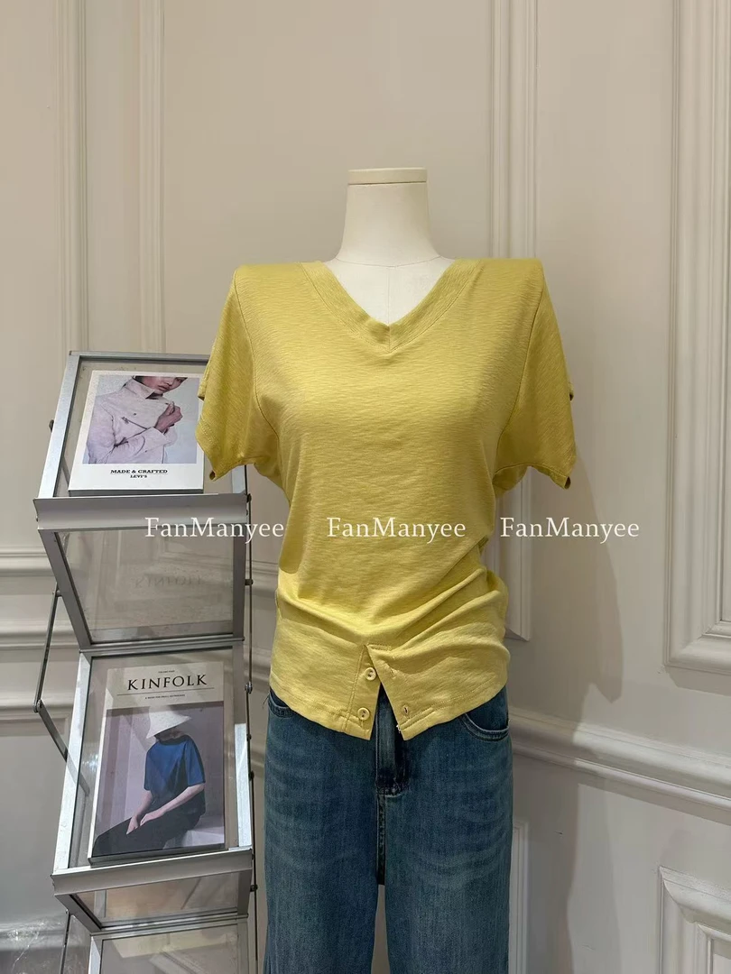 【松弛满分】夏季韩系V领百搭下摆纽扣设计感短袖上衣x