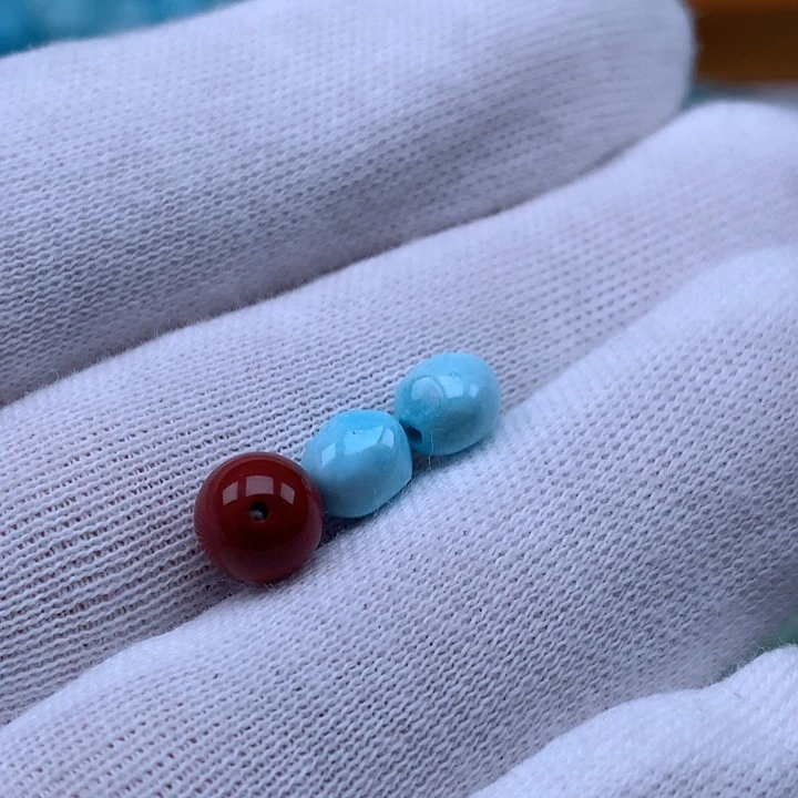 南红玛瑙未镶嵌珠宝奇石