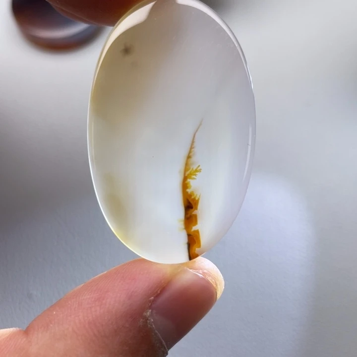 玛瑙/玉髓颈饰未镶嵌起****5