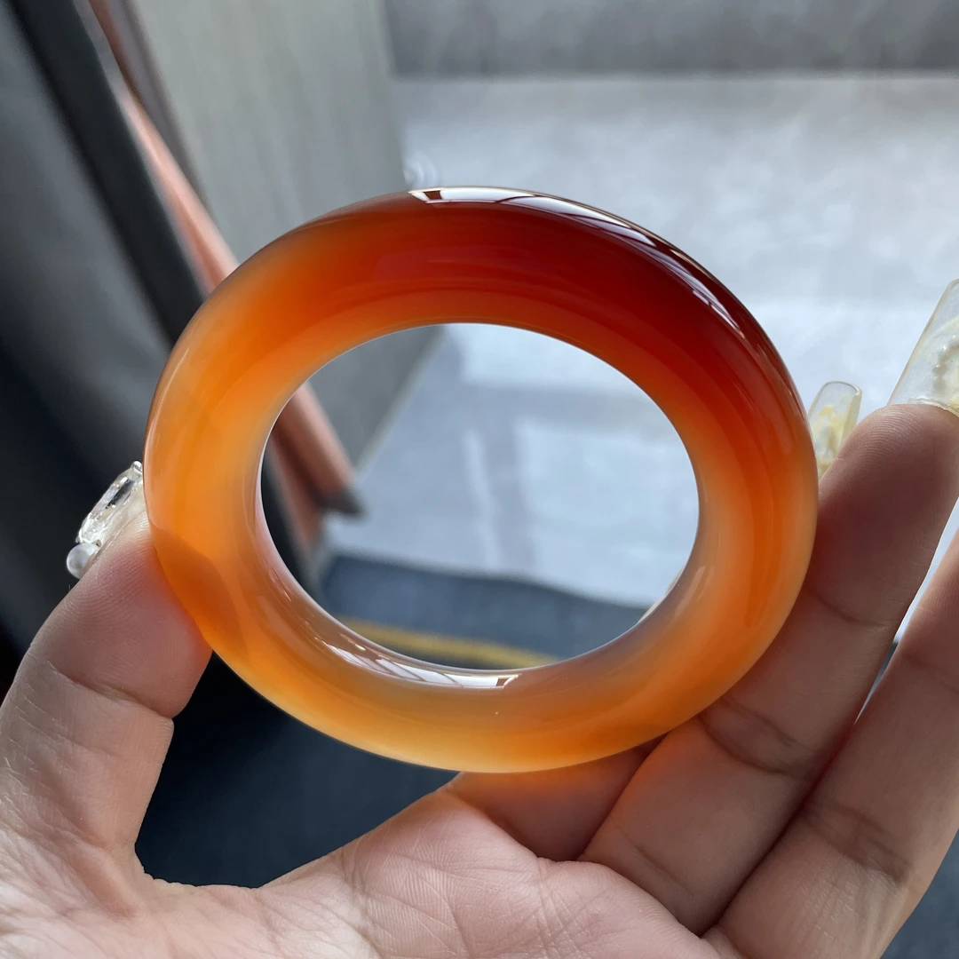 53.7口径天然玛瑙胖圆条半山水红色锦鲤设计冰透（编号1604）