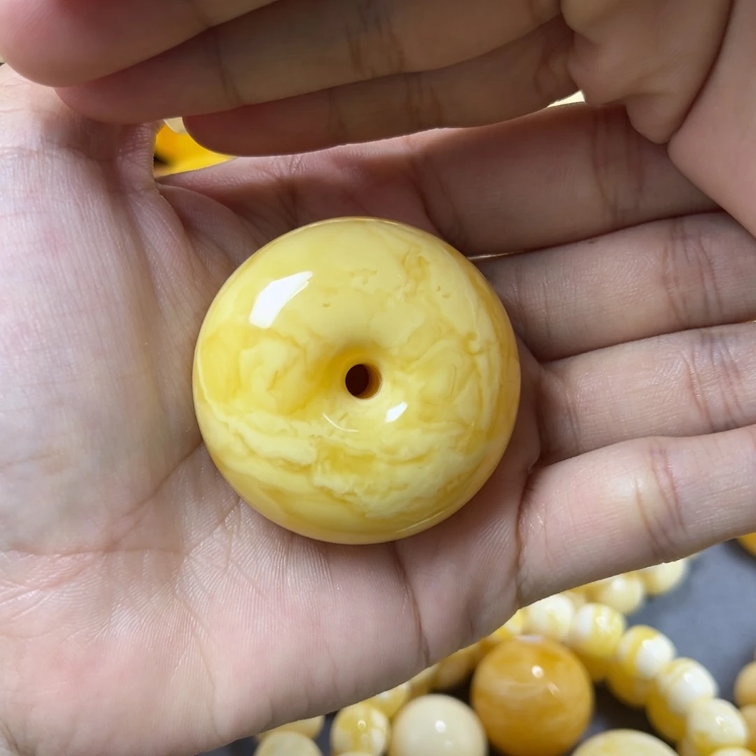 琥珀未镶嵌手串平安扣