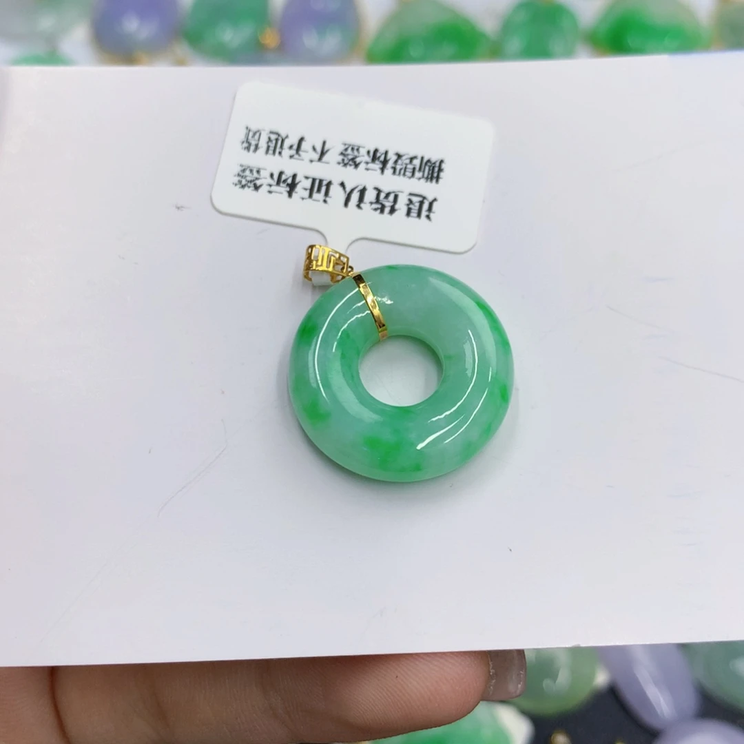 颈饰18K金镶嵌翡翠翡翠