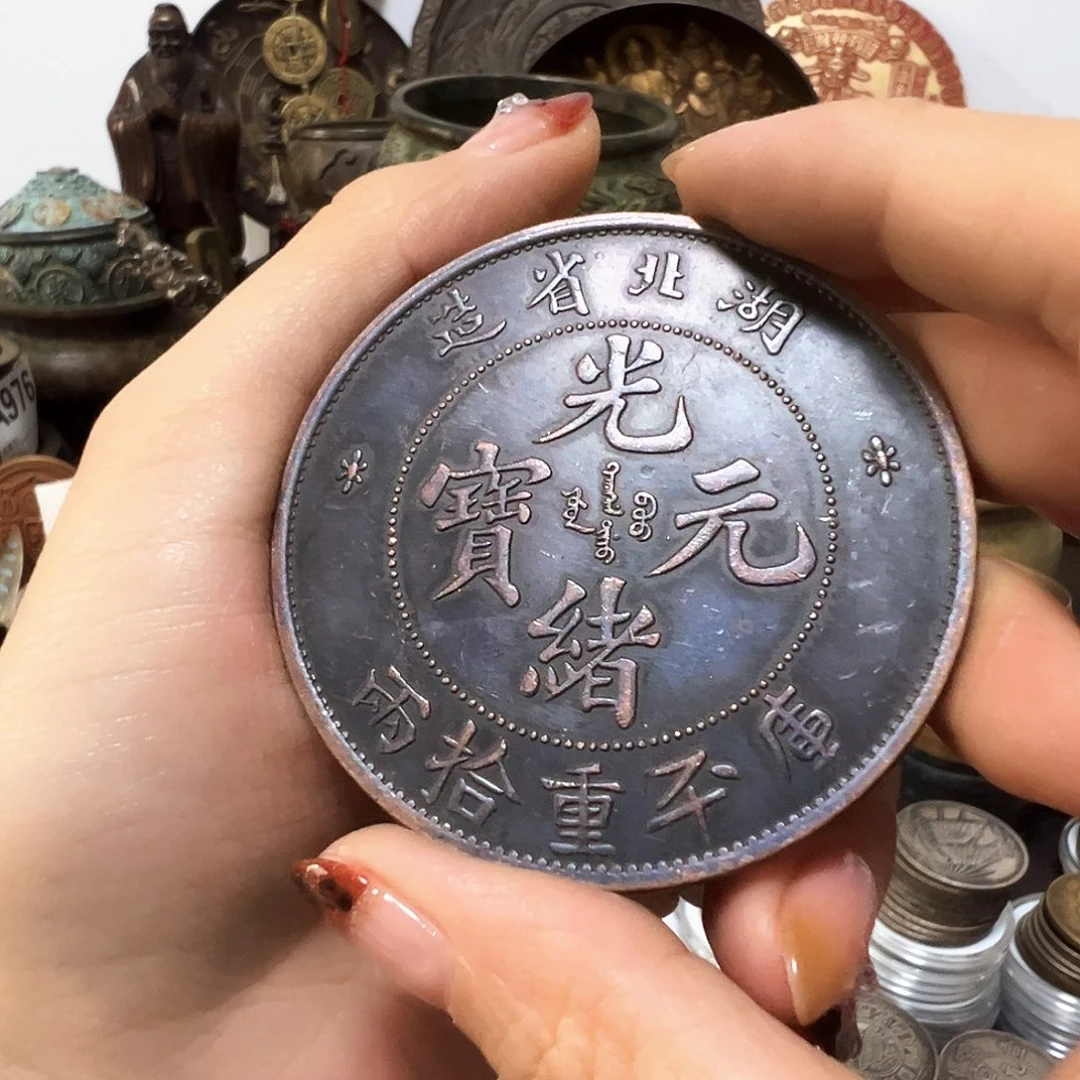 金属复古风格摆件