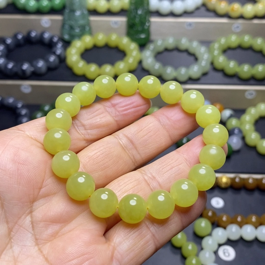 和田玉未镶嵌手串