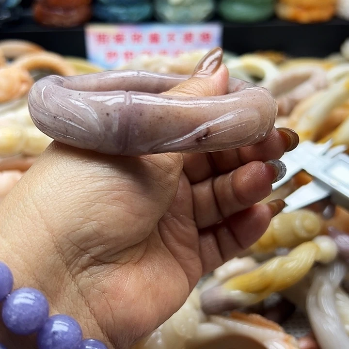 未镶嵌手镯石英岩玉糖***。