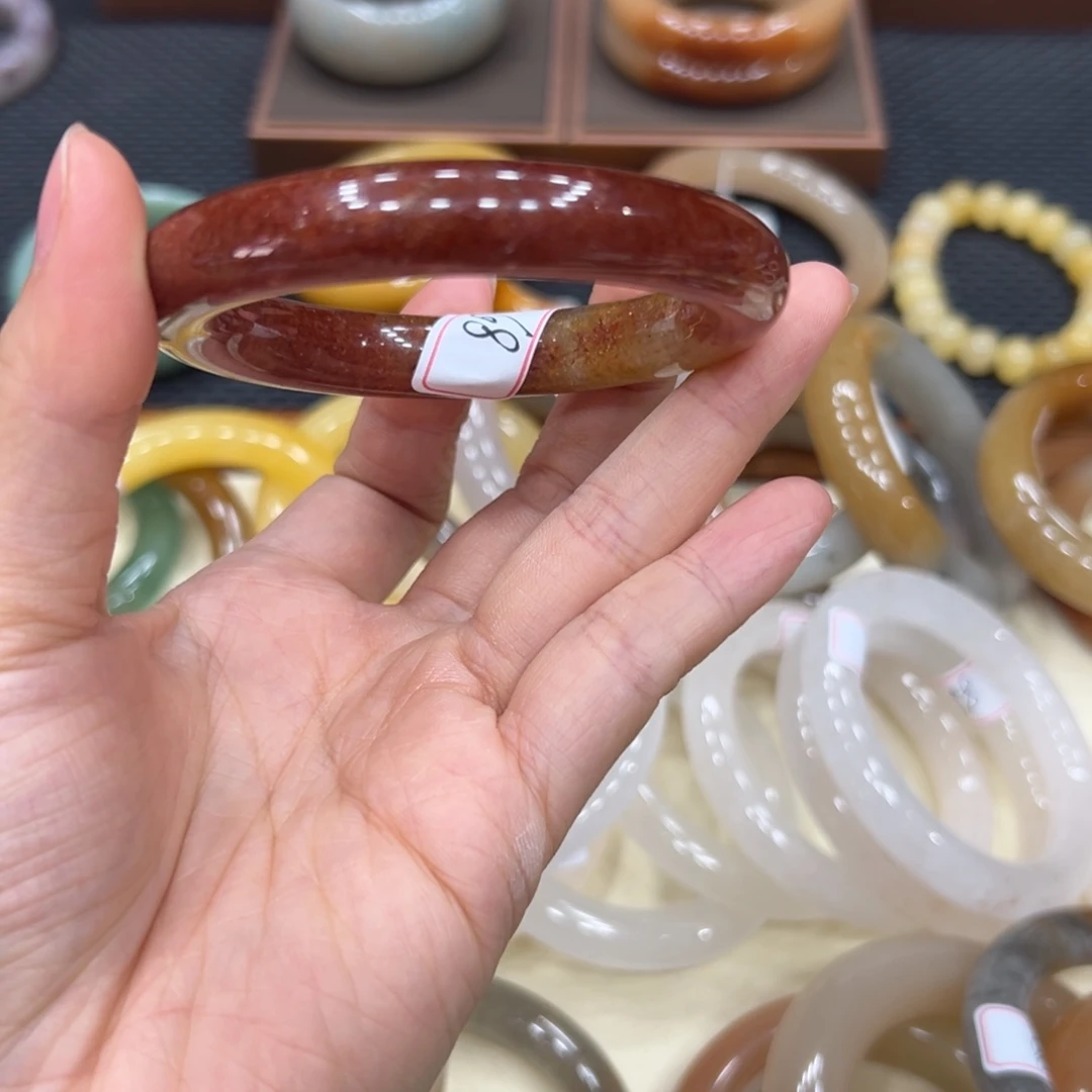 石英质玉手镯未镶嵌a*c