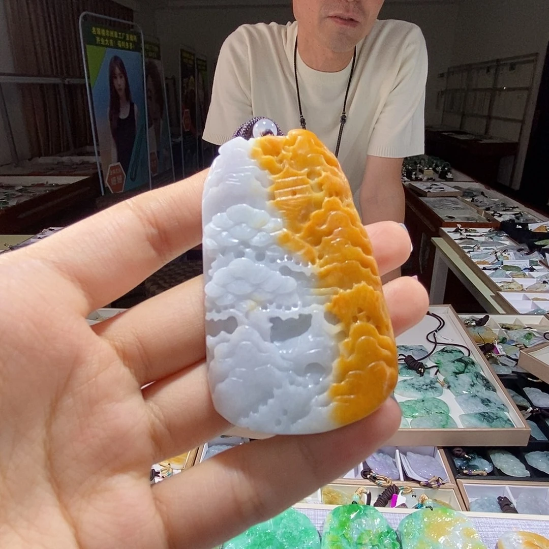 翡翠未镶嵌颈饰翡翠