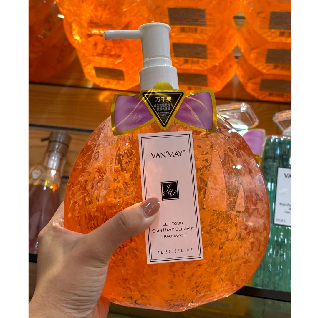 万千美花瓣香水沐浴露保湿滋润补水女孩持久留香香氛美肌水润嫩肤