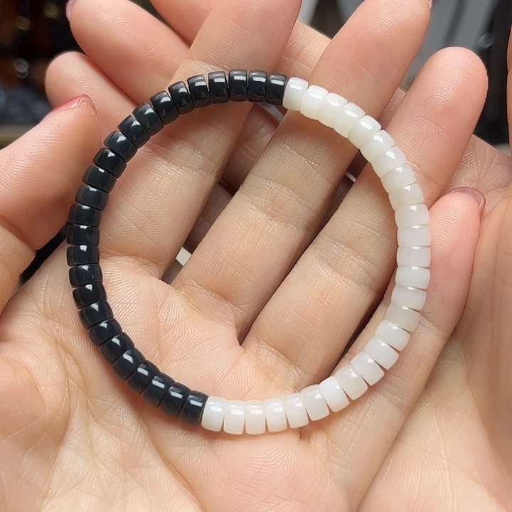 和田玉（墨玉）未镶嵌颈饰卡6药片