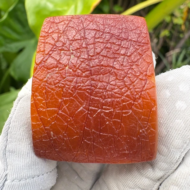 假一赔十,天然琥珀蜜蜡,双面留皮牌子 号115 多样性发