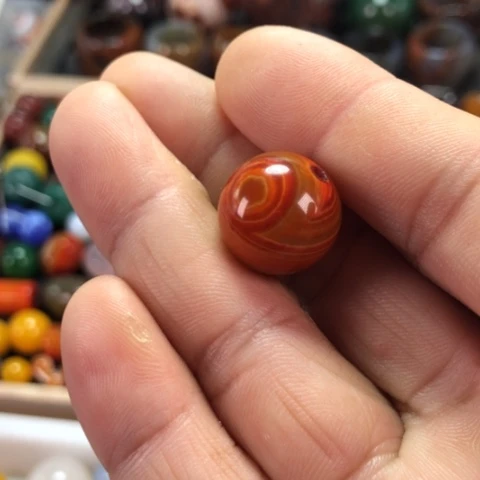 玛瑙/玉髓颈饰未镶嵌玥*