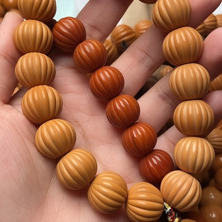 猴头核桃吊坠陕**哥手持