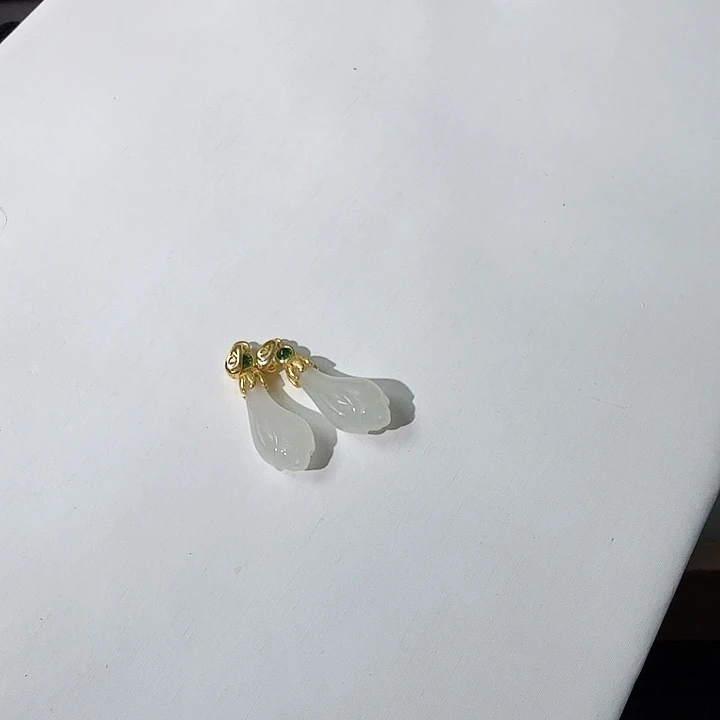 和田玉银S925镀金镶嵌颈饰