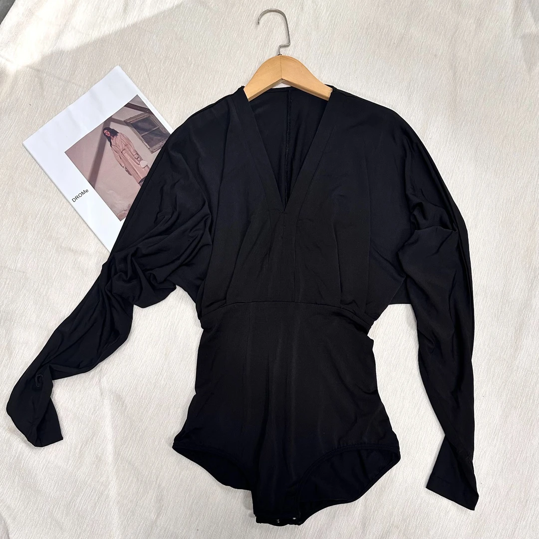 艺鑫拉丁舞秋冬新款法式优雅V领蝙蝠袖松弛感连体上衣