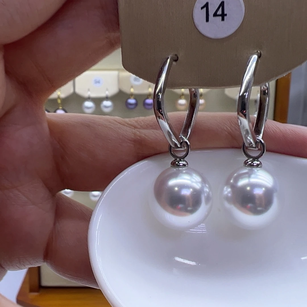 淡水珍珠耳饰未镶嵌