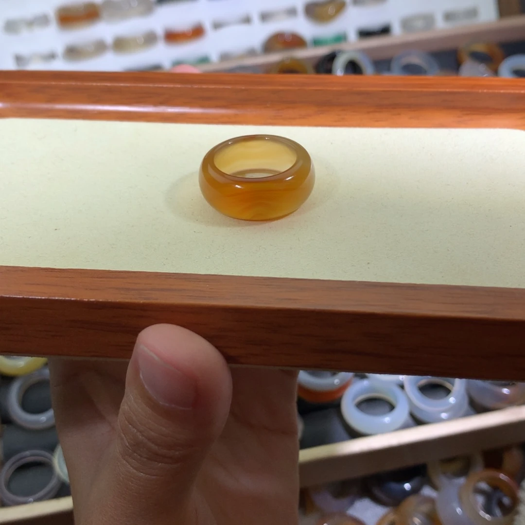 玛瑙/玉髓戒指未镶嵌十*港18不退换