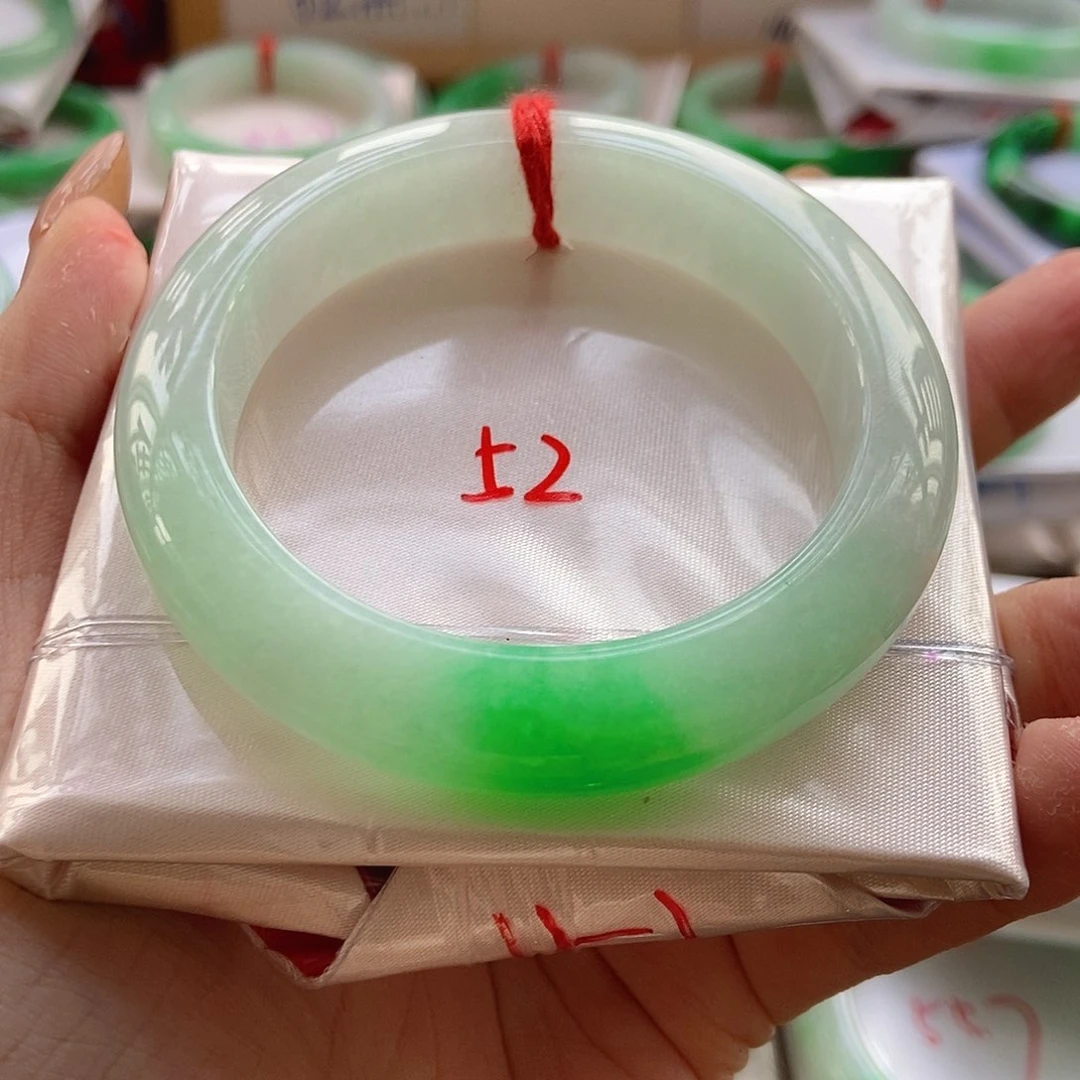 未镶嵌手镯翡翠26号