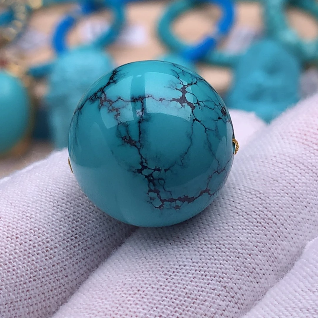 绿松石未镶嵌珠宝奇石20.6mm