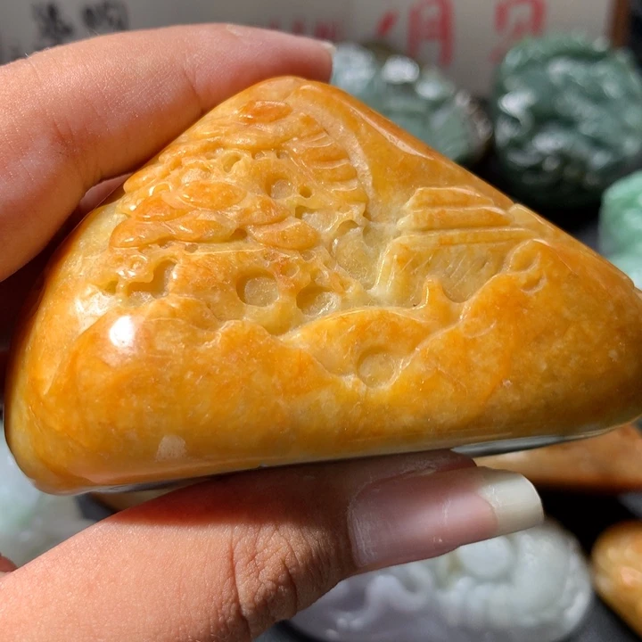 翡翠未镶嵌颈饰保真天然a货翡翠