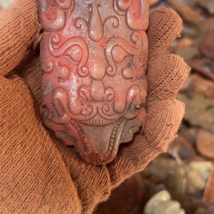 和田玉（黄玉）未镶嵌挂件