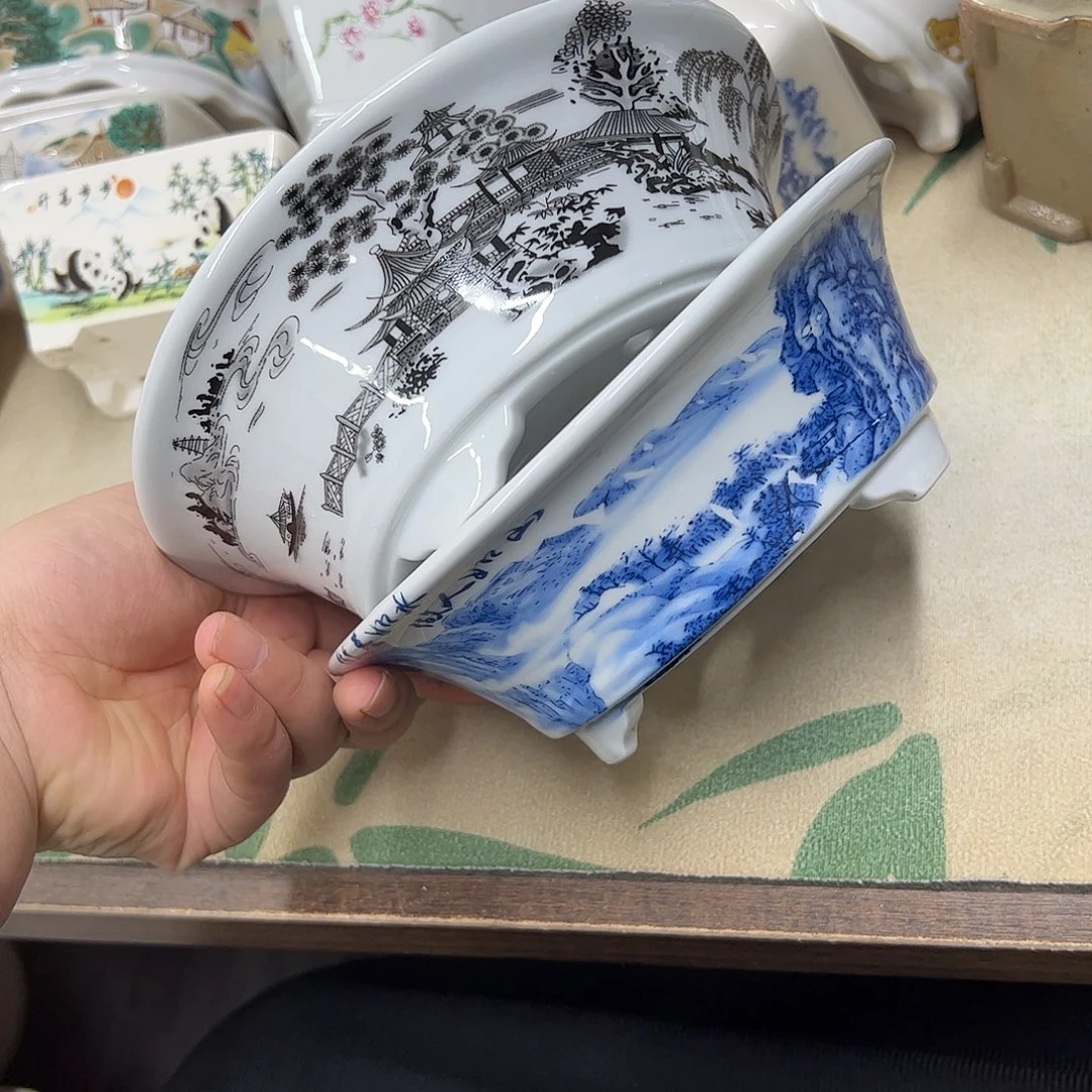 白泥花盆386号瑕疵2个口不正处理介意勿拍18/6cn