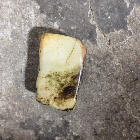 未镶嵌和田玉（糖玉）挂件