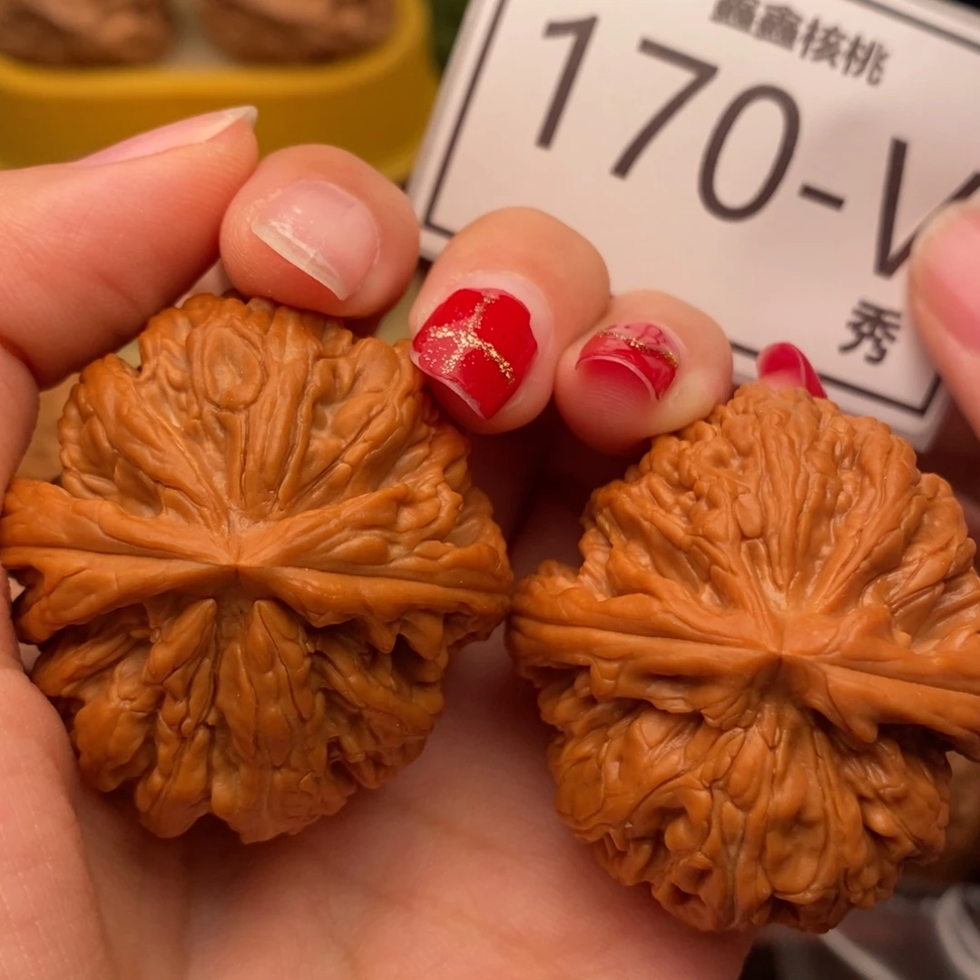 桃核把件红锦鲤43……