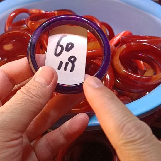 玛瑙/玉髓未镶嵌手镯