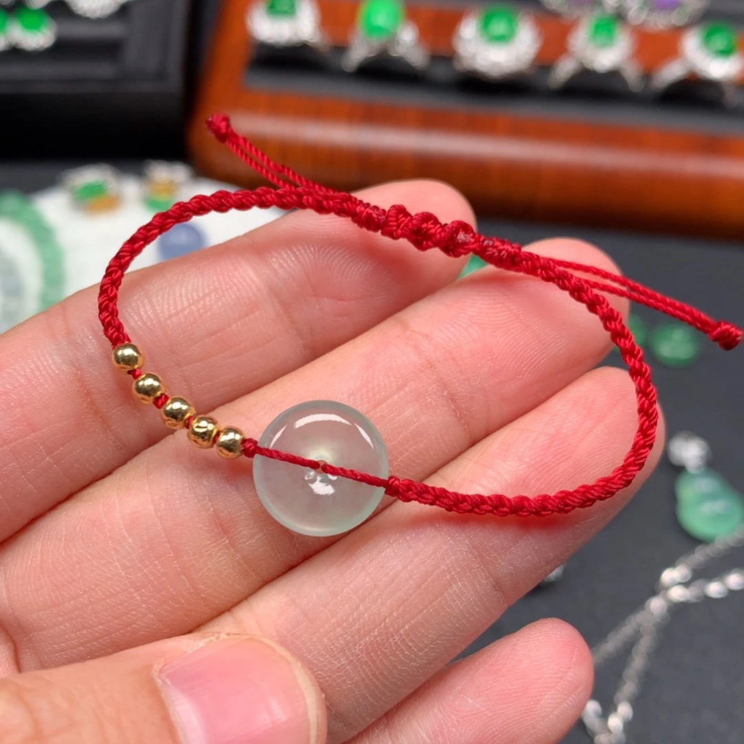 翡翠18K金镶嵌颈饰平安扣