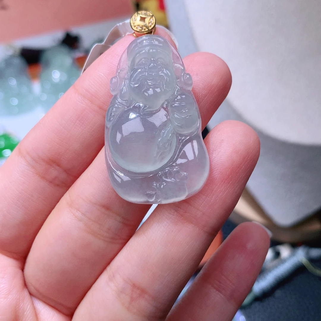 颈饰18K金镶嵌翡翠财神爷